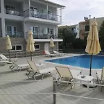 3 Island View Hotel