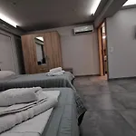 3 Island View Hotel 3*