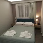 3 Island View Hotel