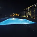 Hotel 3 Island View 3*