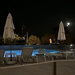 3 Island View Hotel