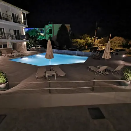 Hotel 3 Island View