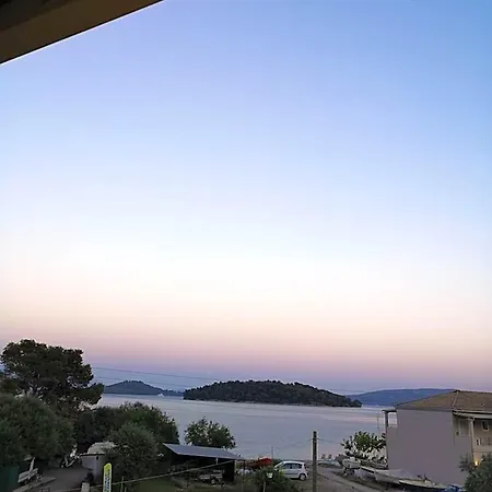 Hotel 3 Island View