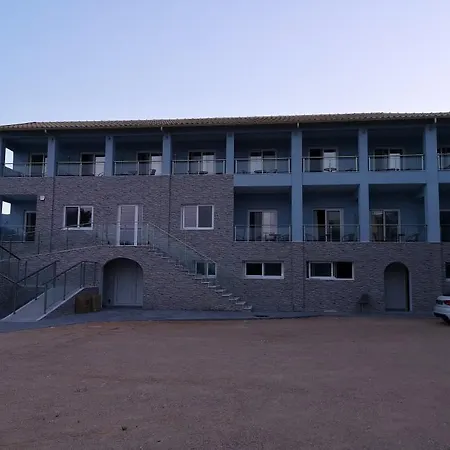 호텔 3 Island View 니드리