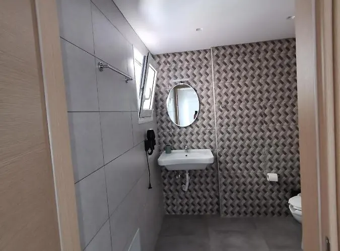 3 Island View Hotell Nidhrion