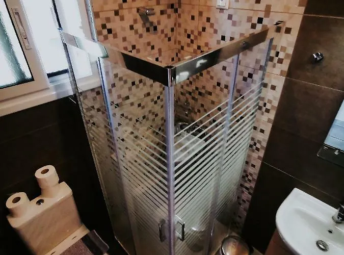 3 Island View Hotell Nidhrion